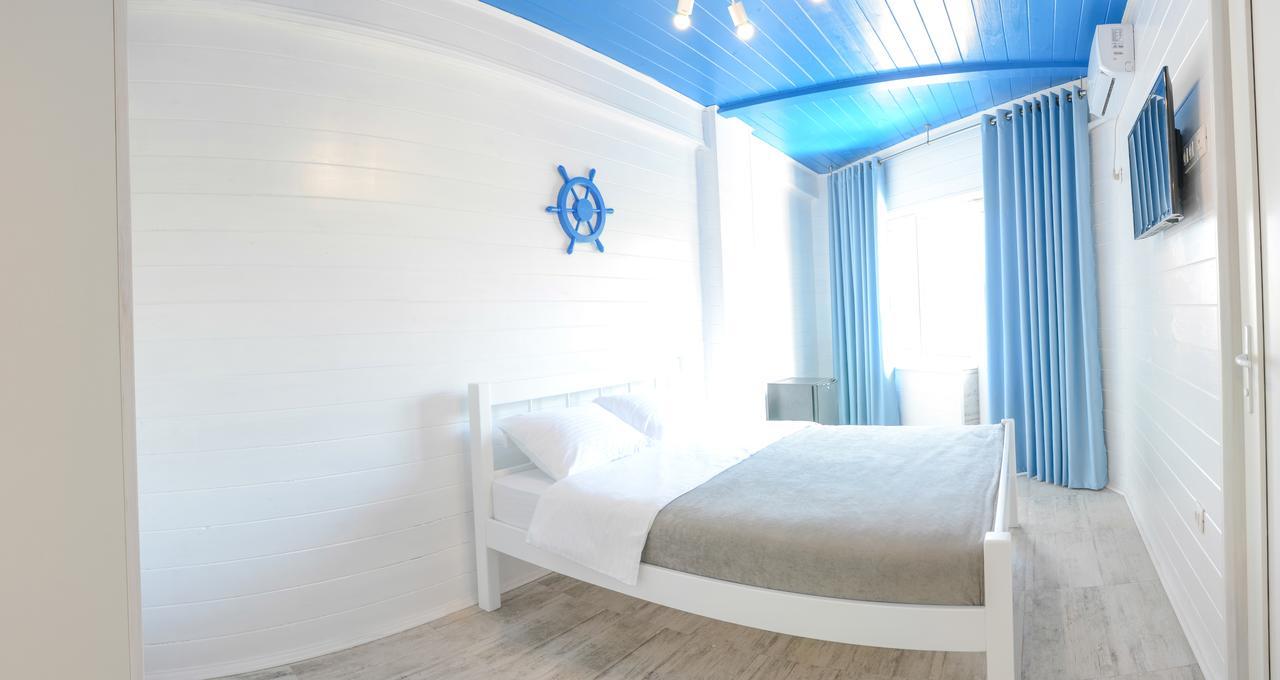 Captain Hotel Zatoka Buitenkant foto